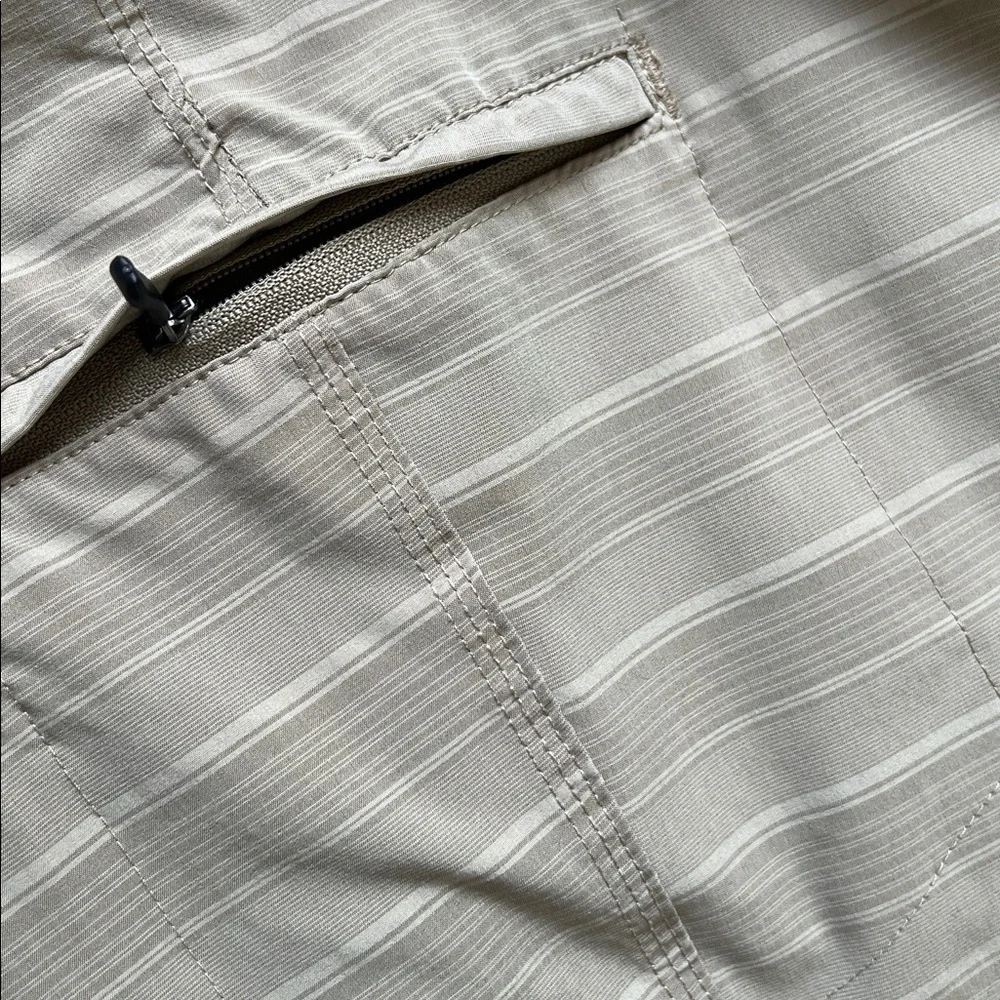 O’Neill Crossover khaki board shorts 34